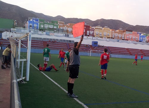 El Adra se enfrenta hoy al Pol. Almería tras lograr un empate frente  al Ejido F.S.