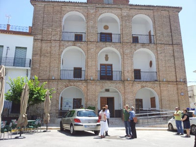 El Ayuntamiento de Laujar elimina sus barreras