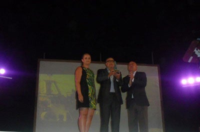 El alcalde de Adra entrega el X Premio Torre de Adra al director de Canal Sur Televisión en Almería, Antonio Torres