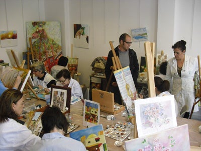 La Concejalía de Cultura en Adra abre el plazo de inscripción de los Talleres Municipales