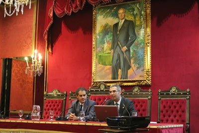 Granada acoge la presentación de un nuevo número de FARUA