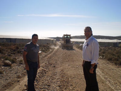 Se inicia la mayor obra realizada en Dalías de arreglo de caminos rurales