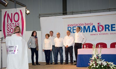 Redmadre busca crear una red de ayuda y voluntarios en Poniente y la Alpujarra