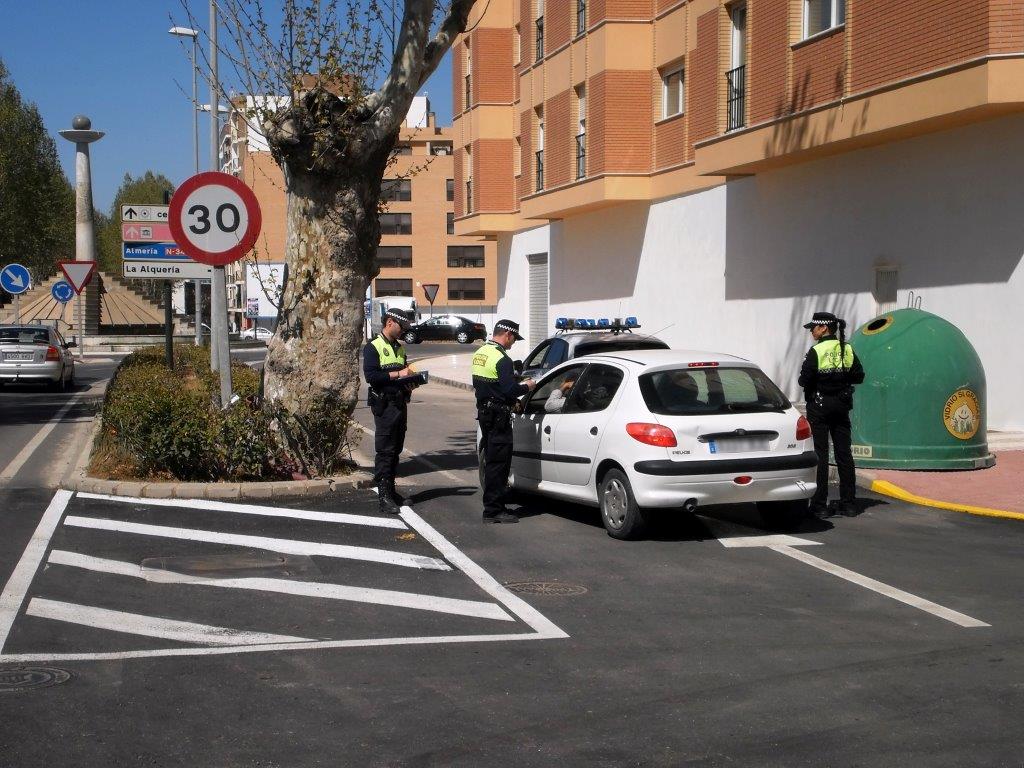 La Policía Local vigila de cerca el exceso de velocidad al volante