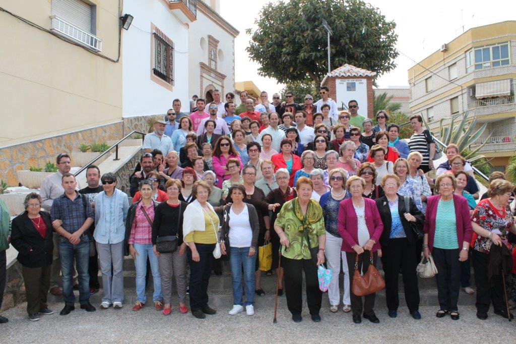 Estudiantes 'veteranos' de la Alpujarra visitan Adra