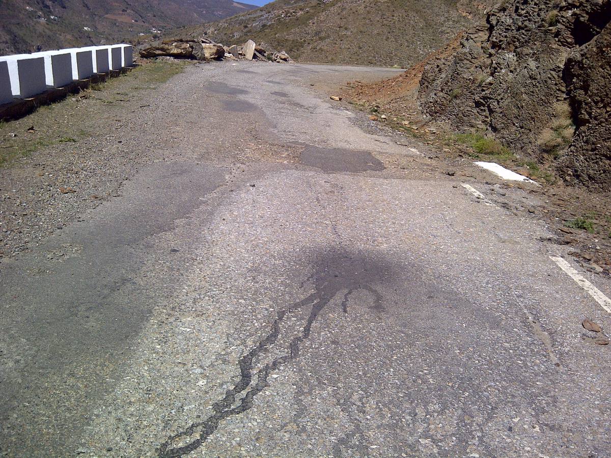 Diputación asume el arreglo de un nuevo tramo de la carretera que lleva a La Parra