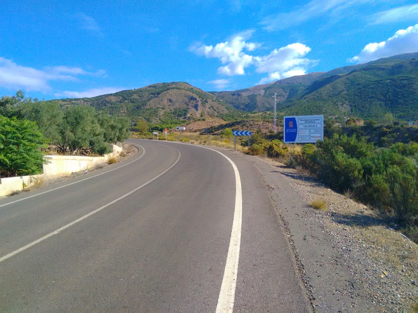 Diputación asume la mejora de casi dos kilómetros de la carretera de Castala