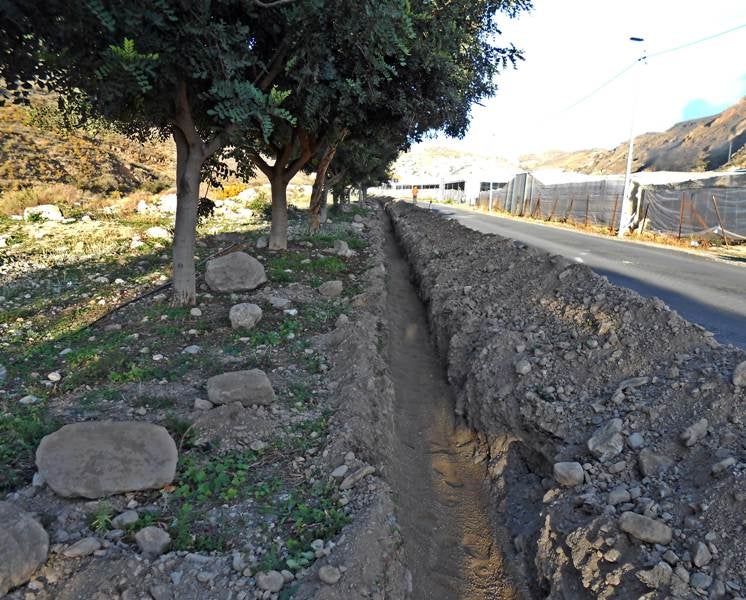 Aqualia asume los problemas de agua potable en El Cortijuelo y Los Rodríguez