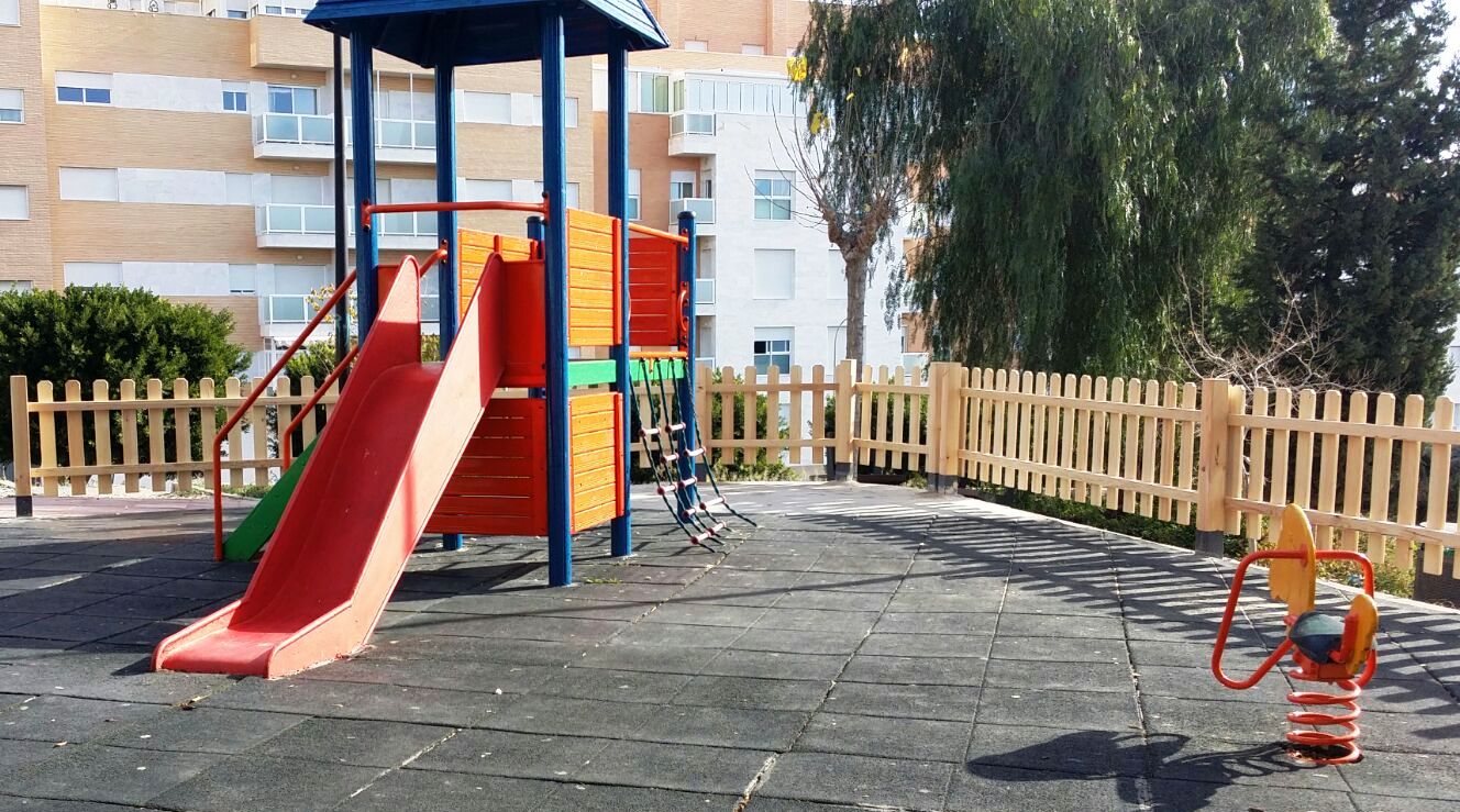 Cierran el perímetro del parque de La Fabriquilla a petición de los vecinos