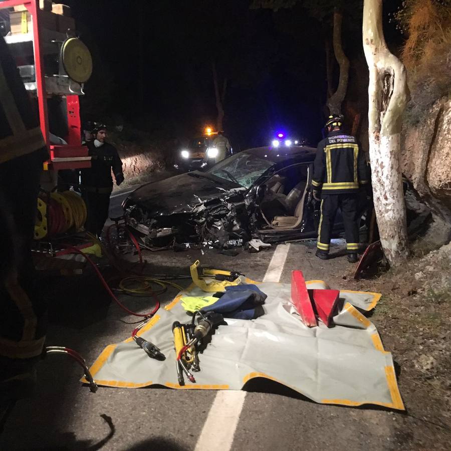 Un accidente entre tres vehículos en Berja deja dos heridos graves