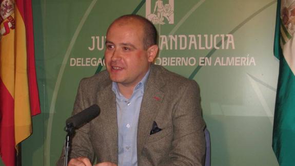 La limpieza del río Adra es "inminente"