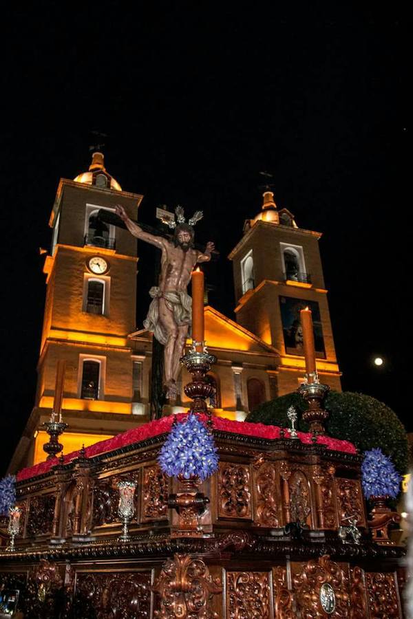 Silencio solemne en Berja