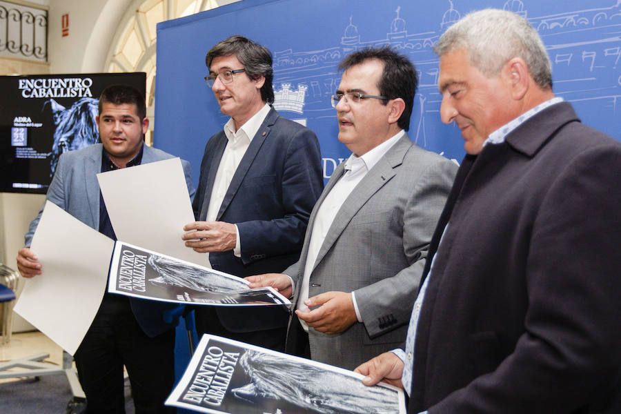 El caballo, animal de culto en Adra