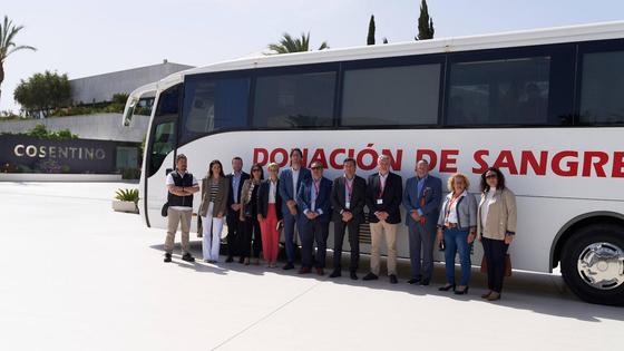 Donación de sangre en la sede central de Cosentino