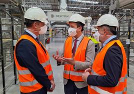 Cosentino recibe casi 30 millones del Estado y ayuda a crear 136 nuevos empleos