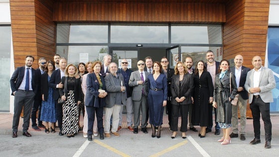 Emotiva entrega del Premio Internacional de Poesía Joven Martín García Ramos