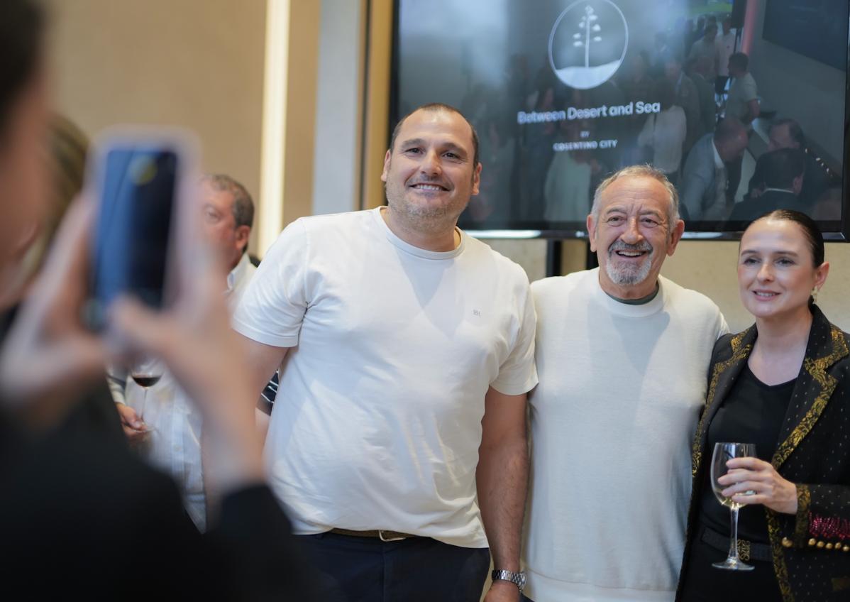 Imagen secundaria 1 - Bilbao se «reviste» con el primer Cosentino City en Euskadi