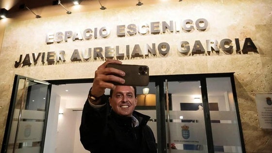El PSOE reta al PP a hablar de corrupción en el auditorio Javier Aureliano García de Fines