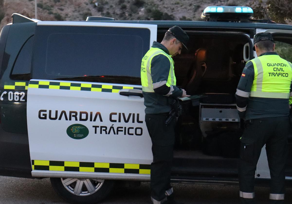 Agentes de la Guardia Civil de Tráfico, de archivo.