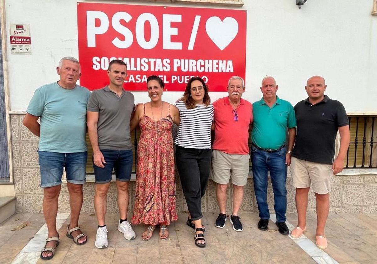 Guillermina Lara y la nueva ejecutiva local de Purchena.