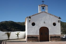 Comienzan las obras de mejora y  embellecimiento del emblemático barrio de la Ermita de San Blas de Urrácal