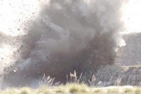 Voladura en la cantera de la Escuela del Mármol de Andalucía