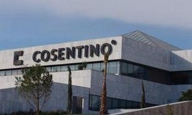 Trabajadores de Cosentino y Holcim España secundan la huelga "al completo", según sindicatos
