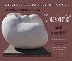 "La dureza del mármol es un desafío", afirma la escultora de la exposición que inaugura en Oria