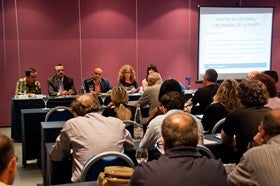 Las 19 entidades miembro de FAAM deciden por unanimidad reivindicar sus derechos y protestar contra los recortes en sanidad