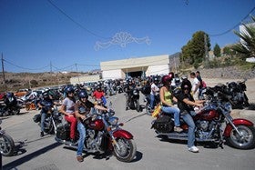 Más de trescientos moteros solidarios con 'Ver de Olula'