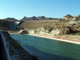 El pantano de Cuevas del Almanzora aporta 287 litros de agua por segundo para abastecimiento y 400 para regadío