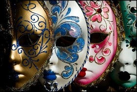 Consumo intensifica los controles para comprobar la seguridad de disfraces, caretas y máscaras de carnaval