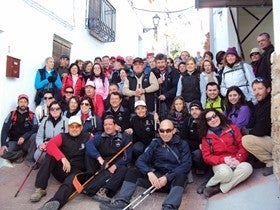 Más de 70 sederistas descubren la ruta de las canteras en Cóbdar