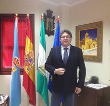 El alcalde de Albox ordena detener a quien corte la luz en más dependencias municipales
