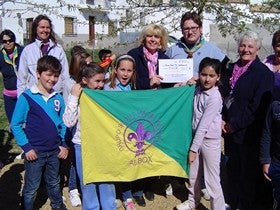 F.A.C.E. (Fundraising in Arboleas, Caring for Everyone), entrega 500 € al Grupo Scout