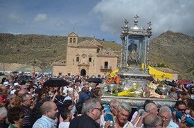 ‘La Pequeñica’ atrae la atención de miles de peregrinos al Santuario del Saliente