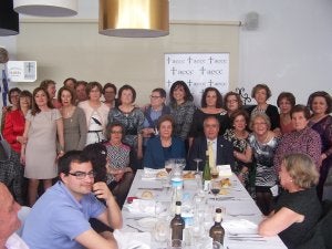 Más de 250 personas se dan cita en la comida anual contra el cáncer que celebra Macael