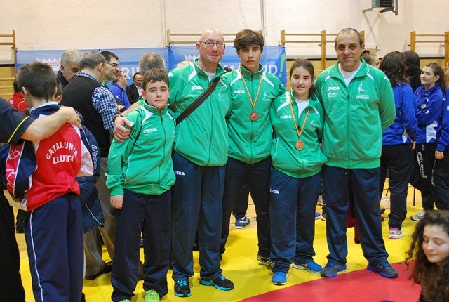 "CLUB DEPORTIVO SPORTIJOLA: ILUSIÓN Y ESPERANZA "