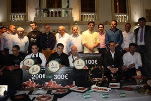 El arte del corte del jamón de Serón compartido en todo el mundo