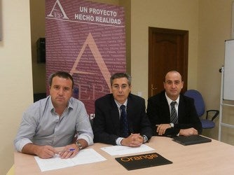 La Asociación de Empresarios y Profesionales de Albox-Valle del Almanzora logra un acuerdo para reducir el coste en telecomunicaciones de sus asociados