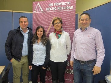 La delegada de Economía muestra a los empresarios albojenses los nuevos incentivos para el empleo y la eficiencia energética