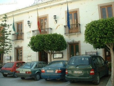 La cabeza de lista del PSOE en Cantoria acude a la Guardia Civil por el voto por correo