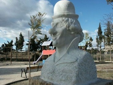 La mejora del parque infantil del puente de Albox incluirá un área para bebés, otra para niños, jardines e iluminación