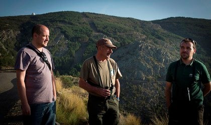 Medio Ambiente refuerza la vigilancia contra el furtivismo en la Sierra de los Filabres durante la berrea del ciervo