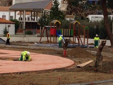 Comienzan las obras del parque infantil de Albox que incluye área para bebés y niños y nueva iluminación