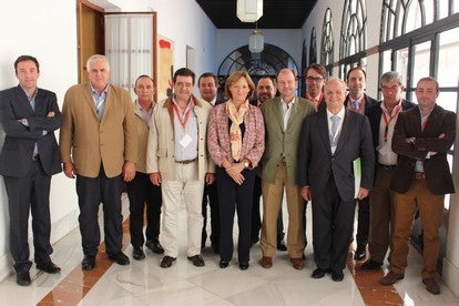 La Consejería de Agricultura anuncia al sector una campaña de promoción de los productos cárnicos andaluces de calidad