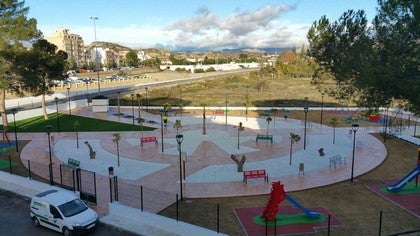Albox celebra su 'Fin de Semana del Niño' con la inauguración del Parque Infantil 'Payaso Fofó' y un mercadillo Disney
