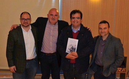 Andrés Molina Franco presenta en la localidad macaelense su libro ‘Macael historias cercanas’