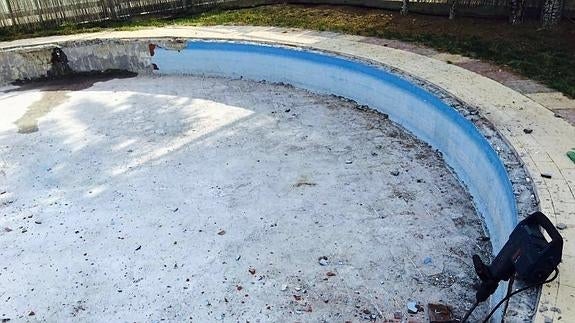El Ayuntamiento de Cantoria repara la piscina infantil Municipal