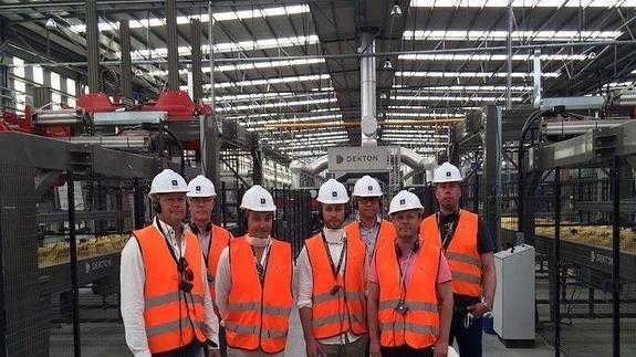 Grupo Cosentino patrocina con Dekton® el Pabellón de Venecia así como la exposición colateral del Institut Ramon Llull, durante la 15ª Bienal de Arquitectura